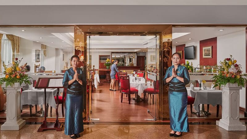 Club-Excellence-Lounge-01