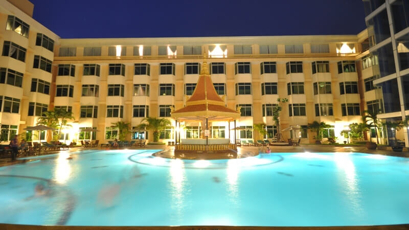 Swimming-Pool-01