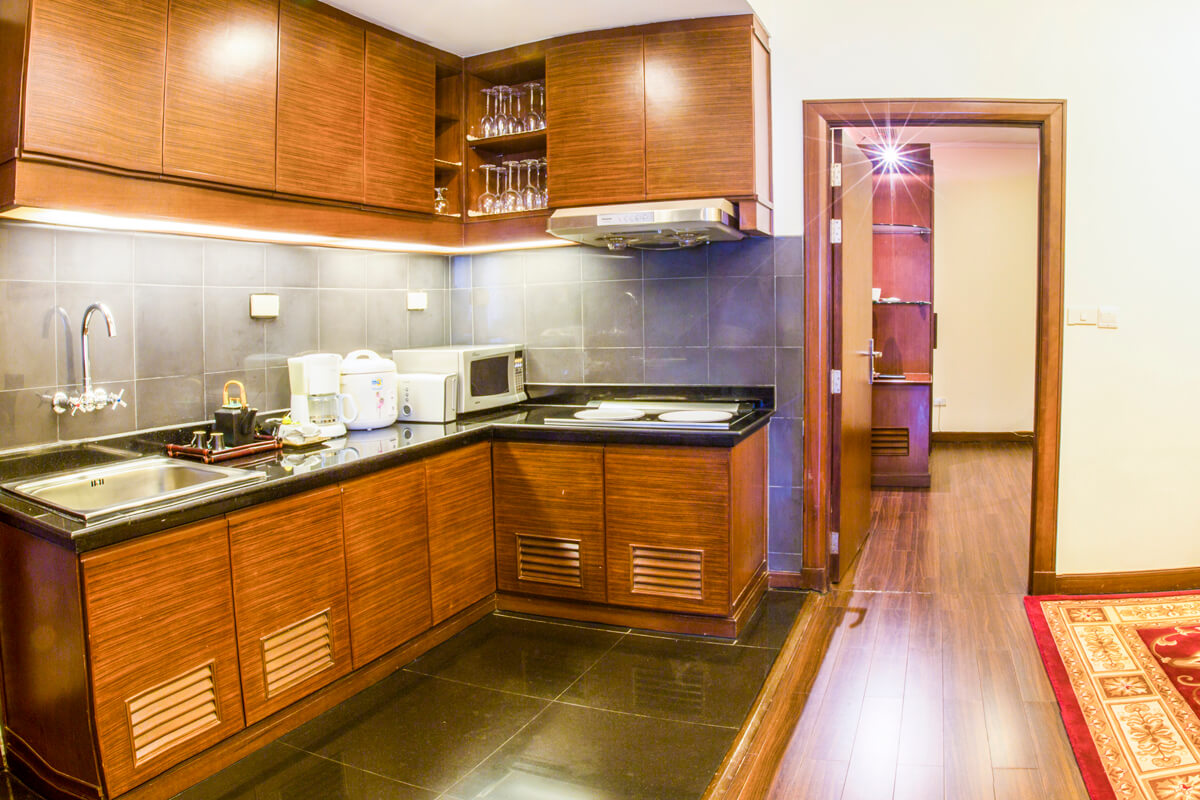 Monivong-Suite-07
