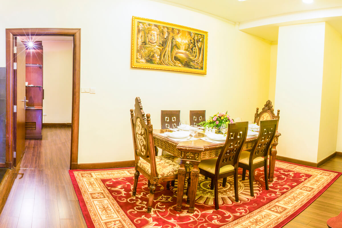 Monivong-Suite-08